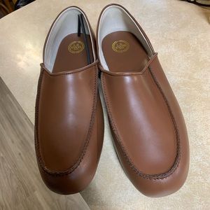 LB Evans leather slippers size 15 EEE new without box